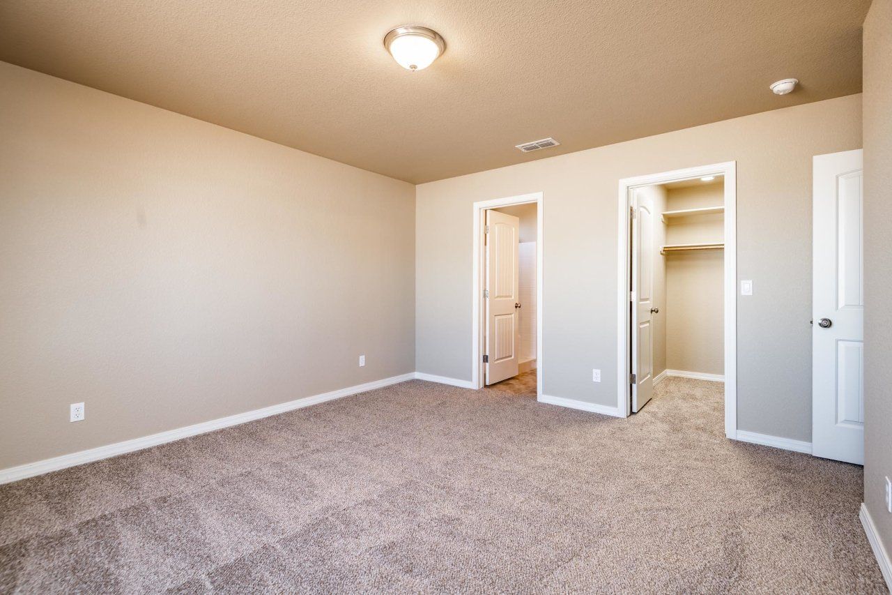 New Home Construction in Kingman AZ, Custom Home Builder Services, Modern Home Design Trends, Arizona Real Estate, Home Buyer