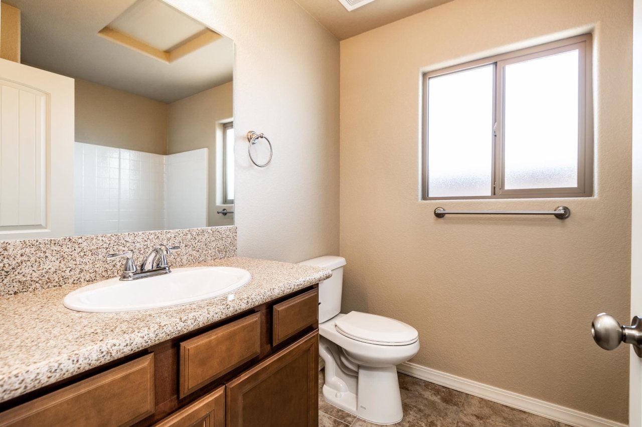 New Home Construction in Kingman AZ, Custom Home Builder Services, Modern Home Design Trends, Arizona Real Estate, Home Buyer