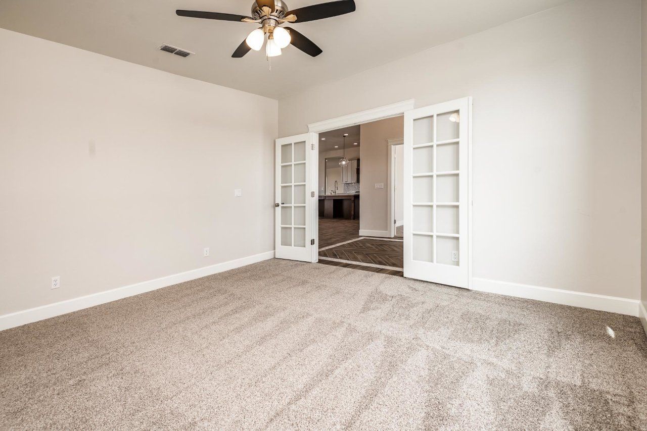 New Home Construction in Kingman AZ, Custom Home Builder Services, Modern Home Design Trends, Arizona Real Estate, Home Buyer