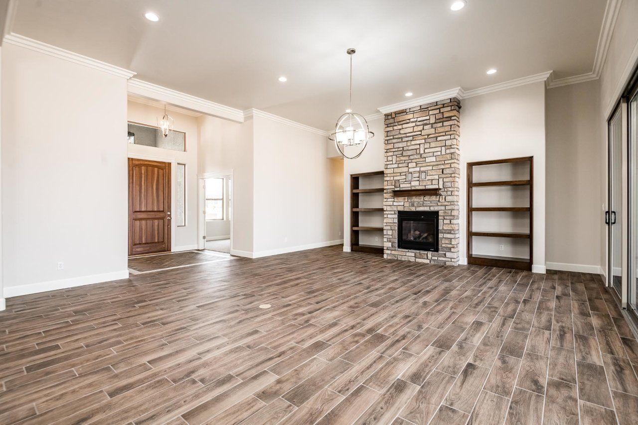 New Home Construction in Kingman AZ, Custom Home Builder Services, Modern Home Design Trends, Arizona Real Estate, Home Buyer