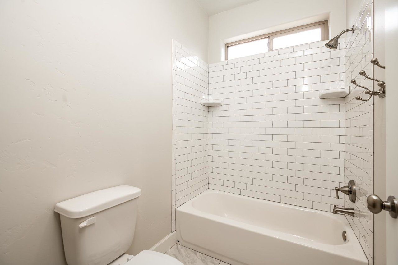 New Home Construction in Kingman AZ, Custom Home Builder Services, Modern Home Design Trends, Arizona Real Estate, Home Buyer