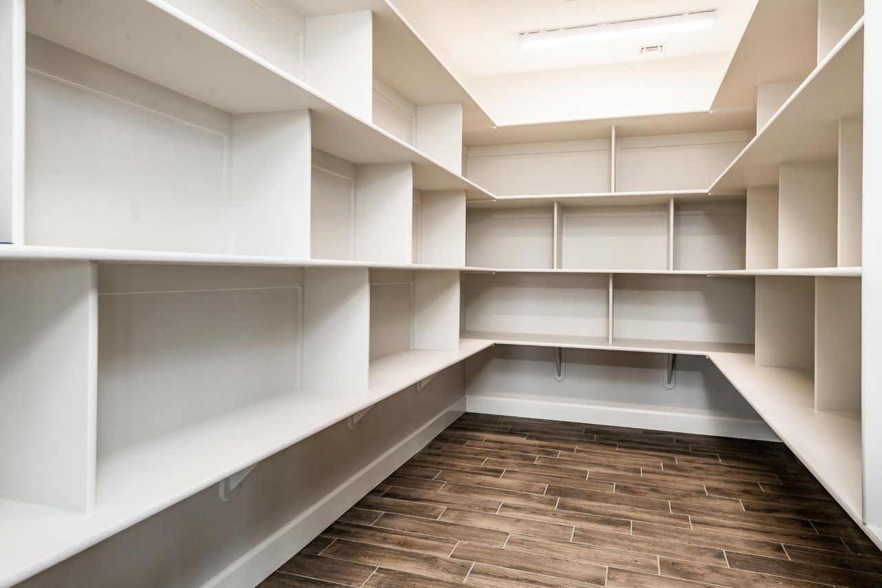 New Home Construction in Kingman AZ, Custom Home Builder Services, Modern Home Design Trends, Arizona Real Estate, Home Buyer