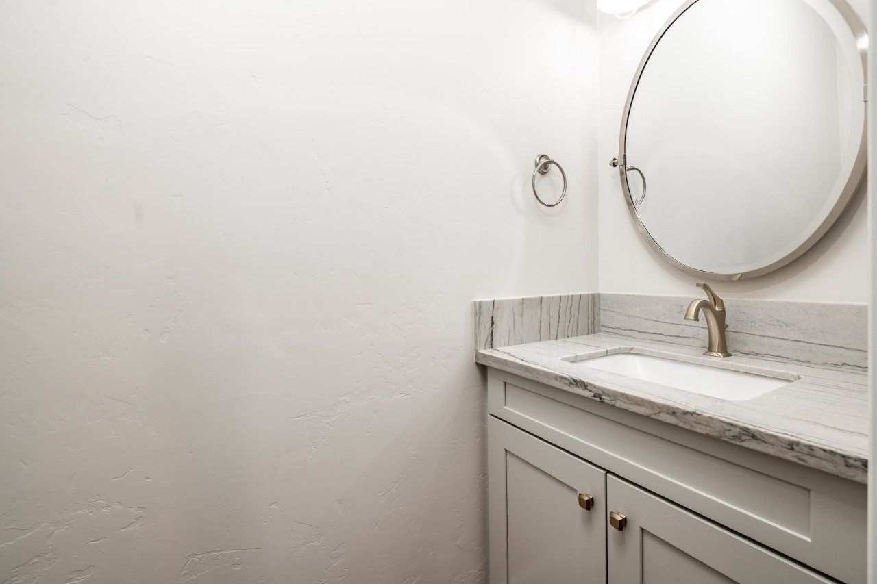 New Home Construction in Kingman AZ, Custom Home Builder Services, Modern Home Design Trends, Arizona Real Estate, Home Buyer