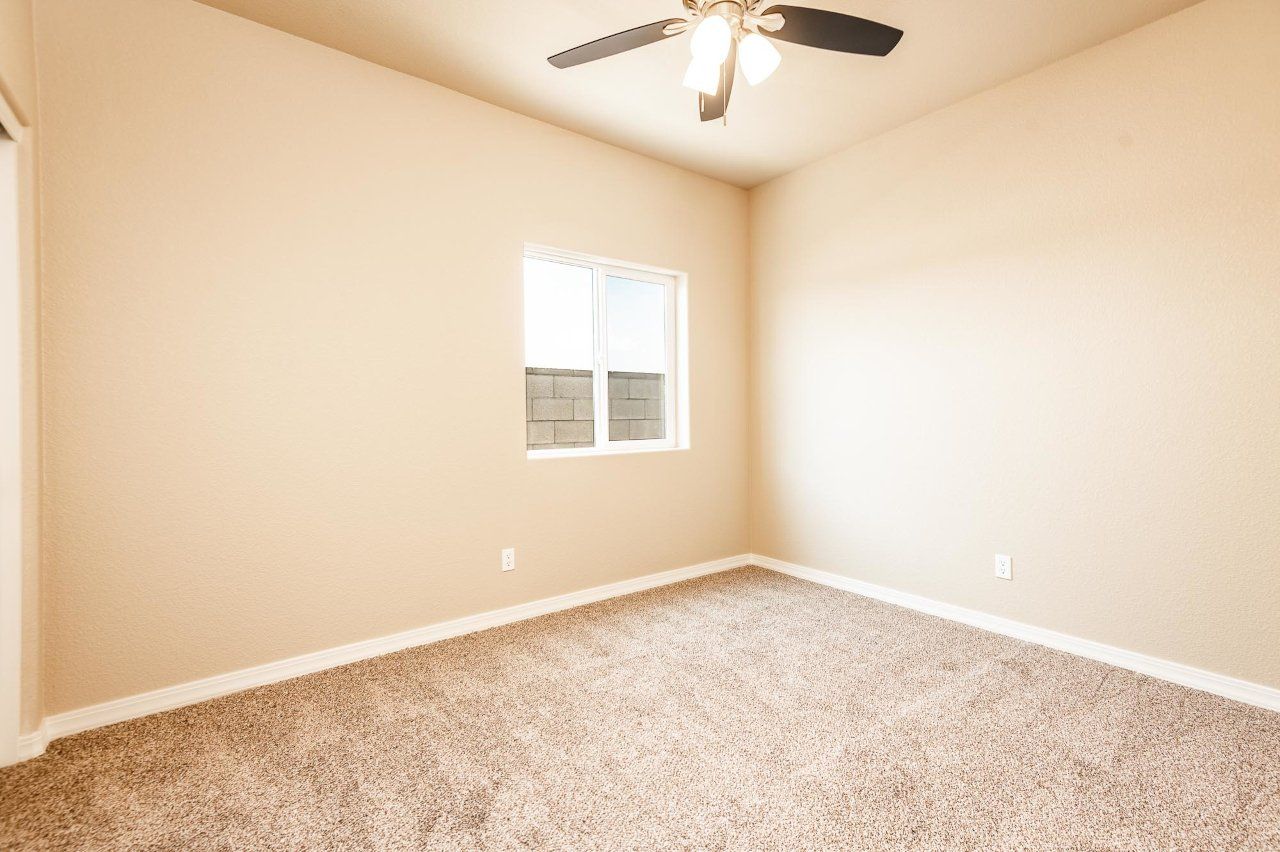 New Home Construction in Kingman AZ, Custom Home Builder Services, Modern Home Design Trends, Arizona Real Estate, Home Buyer