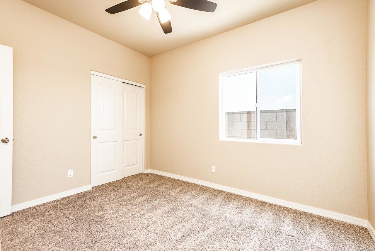 New Home Construction in Kingman AZ, Custom Home Builder Services, Modern Home Design Trends, Arizona Real Estate, Home Buyer