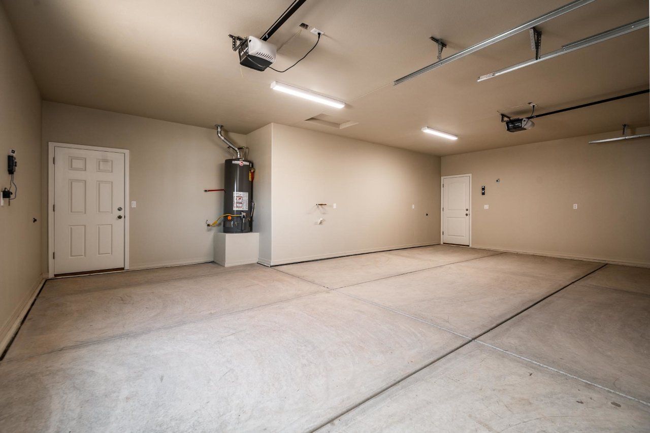 New Home Construction in Kingman AZ, Custom Home Builder Services, Modern Home Design Trends, Arizona Real Estate, Home Buyer