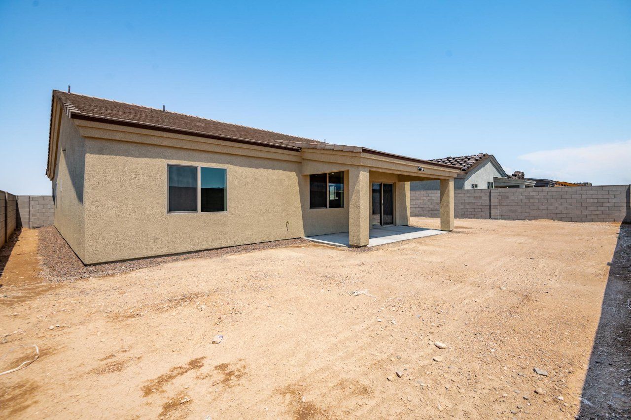 New Home Construction in Kingman AZ, Custom Home Builder Services, Modern Home Design Trends, Arizona Real Estate, Home Buyer