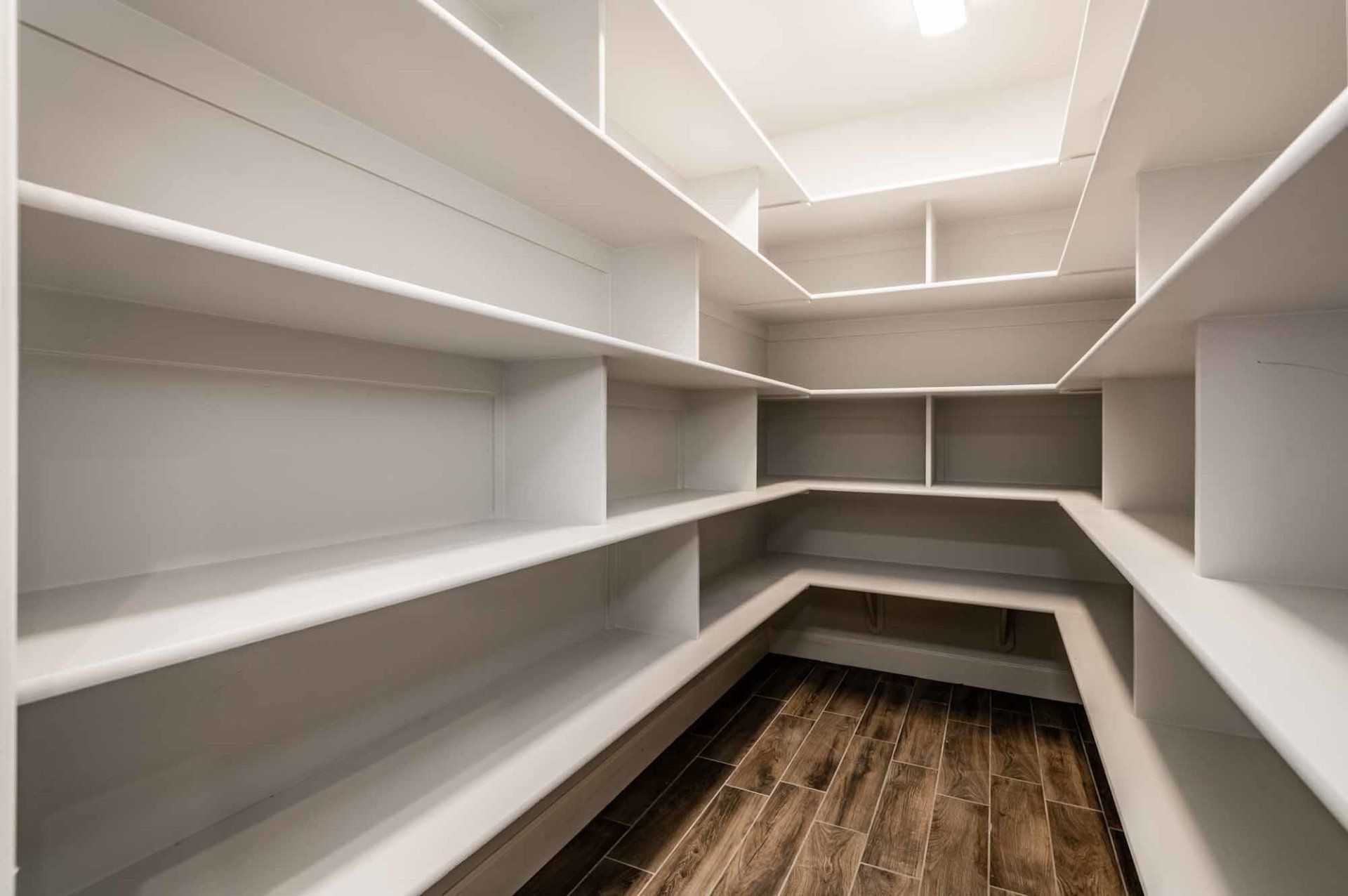 New Home Construction in Kingman AZ, Custom Home Builder Services, Modern Home Design Trends, Arizona Real Estate, Home Buyer