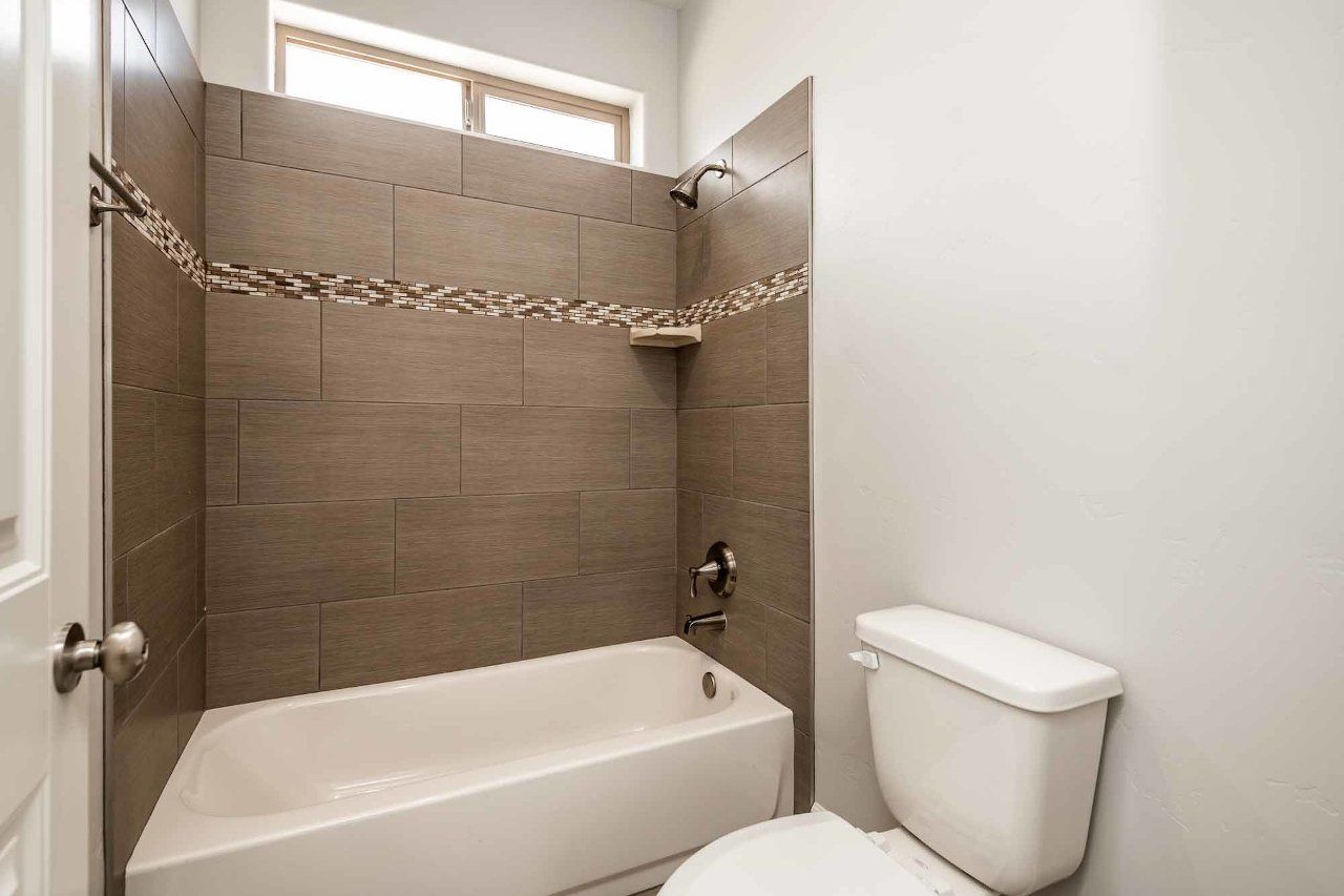 New Home Construction in Kingman AZ, Custom Home Builder Services, Modern Home Design Trends, Arizona Real Estate, Home Buyer