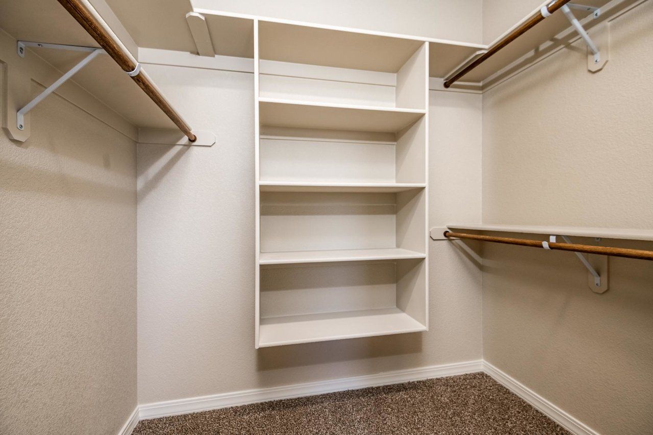 New Home Construction in Kingman AZ, Custom Home Builder Services, Modern Home Design Trends, Arizona Real Estate, Home Buyer