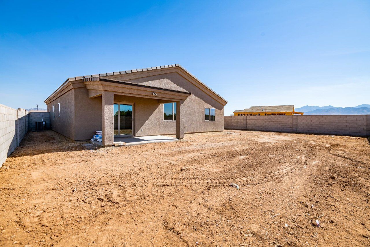 New Home Construction in Kingman AZ, Custom Home Builder Services, Modern Home Design Trends, Arizona Real Estate, Home Buyer