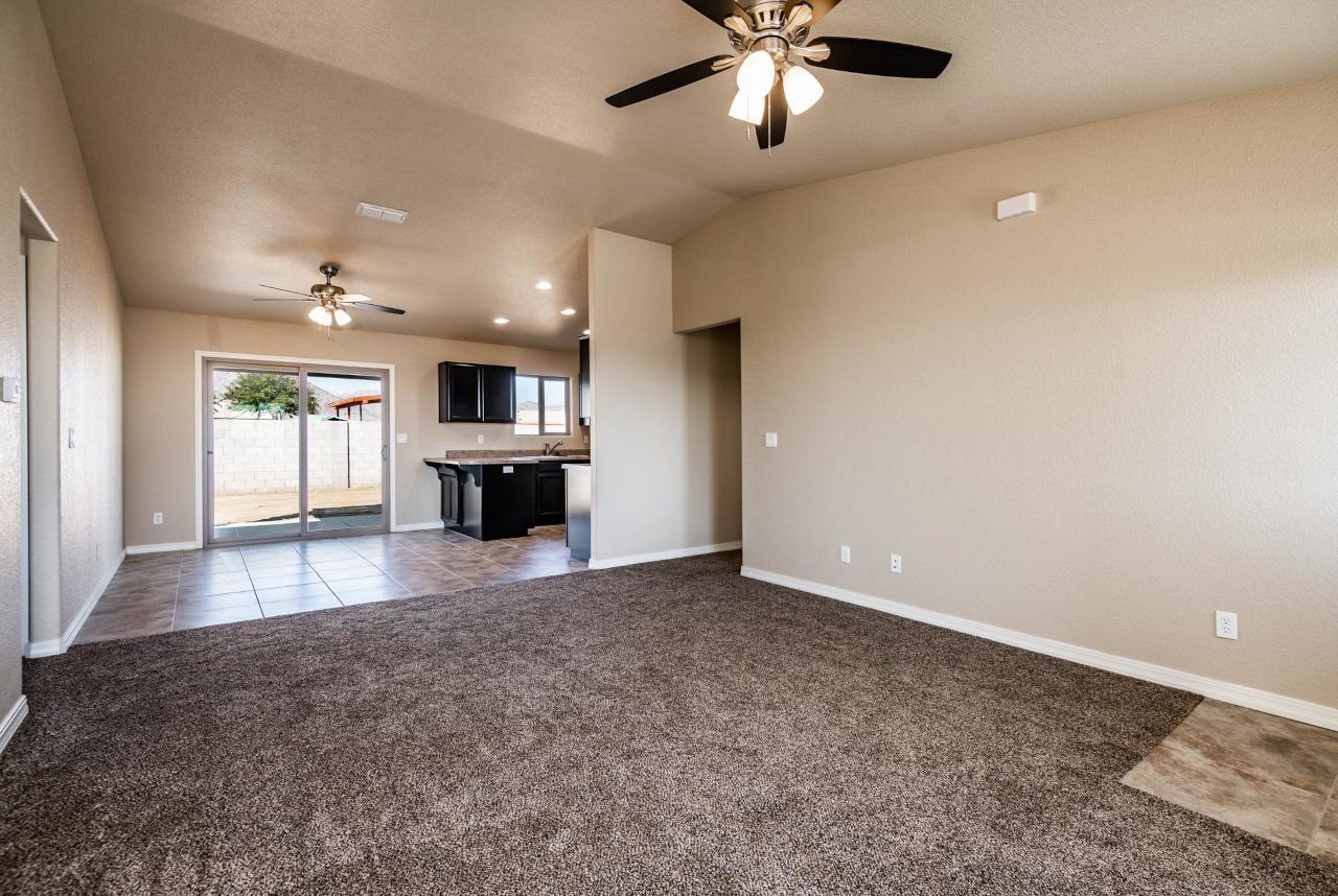 New Home Construction in Kingman AZ, Custom Home Builder Services, Modern Home Design Trends, Arizona Real Estate, Home Buyer