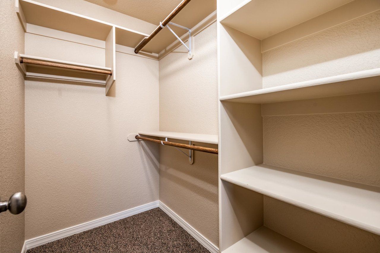 New Home Construction in Kingman AZ, Custom Home Builder Services, Modern Home Design Trends, Arizona Real Estate, Home Buyer