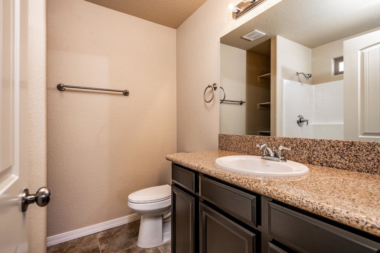 New Home Construction in Kingman AZ, Custom Home Builder Services, Modern Home Design Trends, Arizona Real Estate, Home Buyer