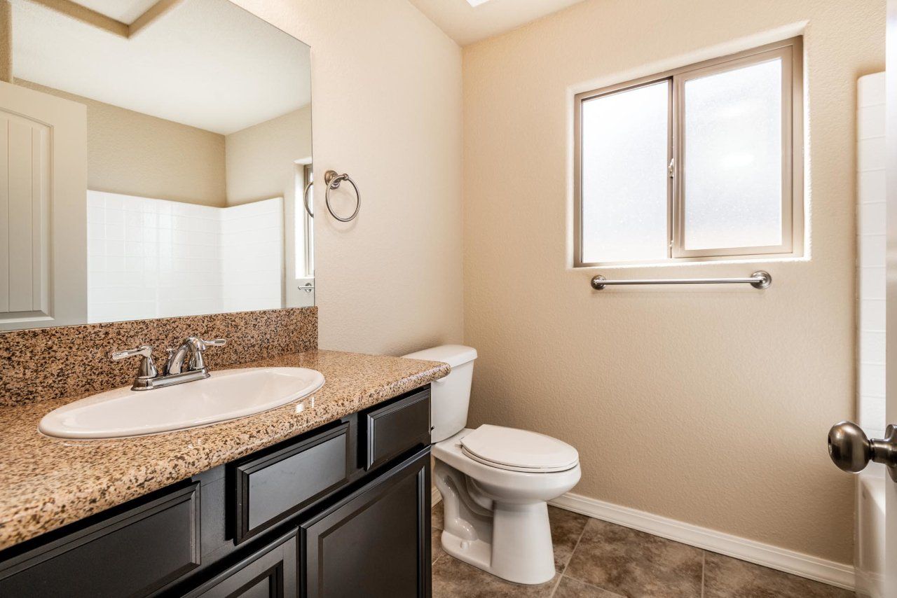 New Home Construction in Kingman AZ, Custom Home Builder Services, Modern Home Design Trends, Arizona Real Estate, Home Buyer