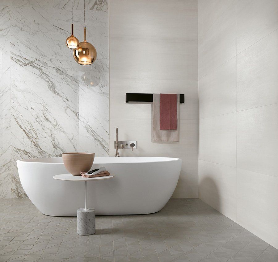 bagno con arredo minimal e moderno