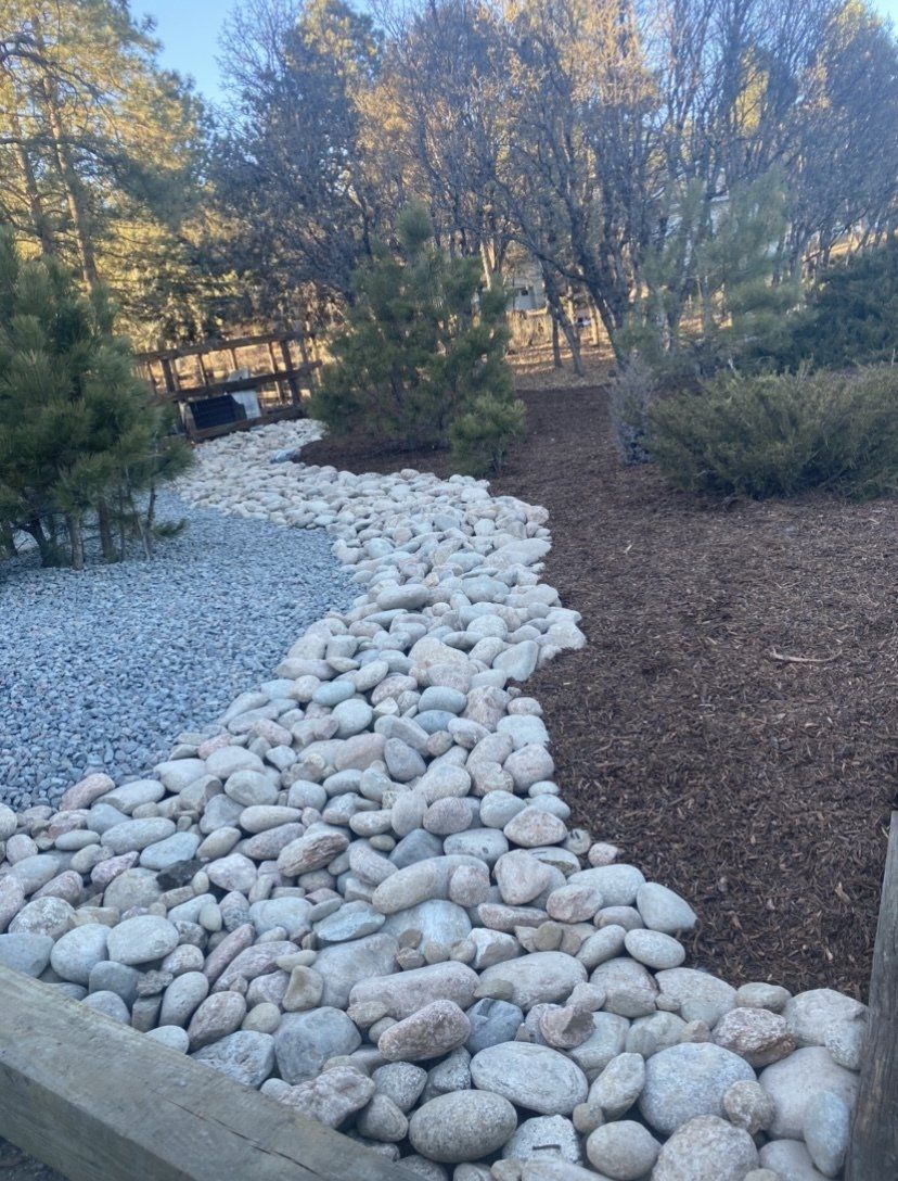 Gallery Quinn's Landscape Solutions LLC