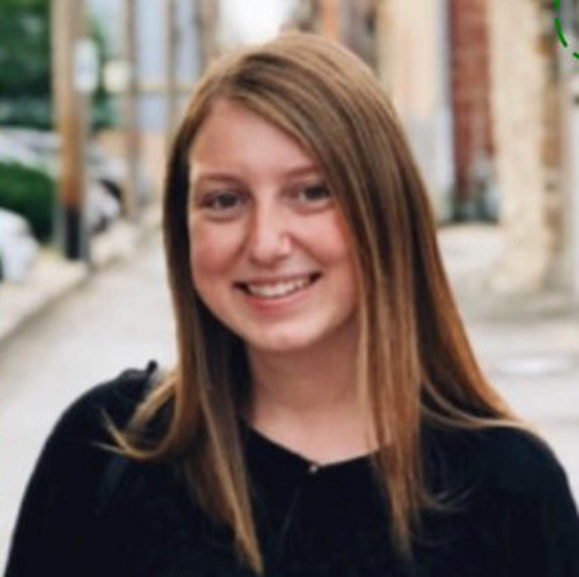 Ariel Bratton, Human Resources Director