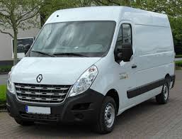 vista frontale furgone Renault Master Medio