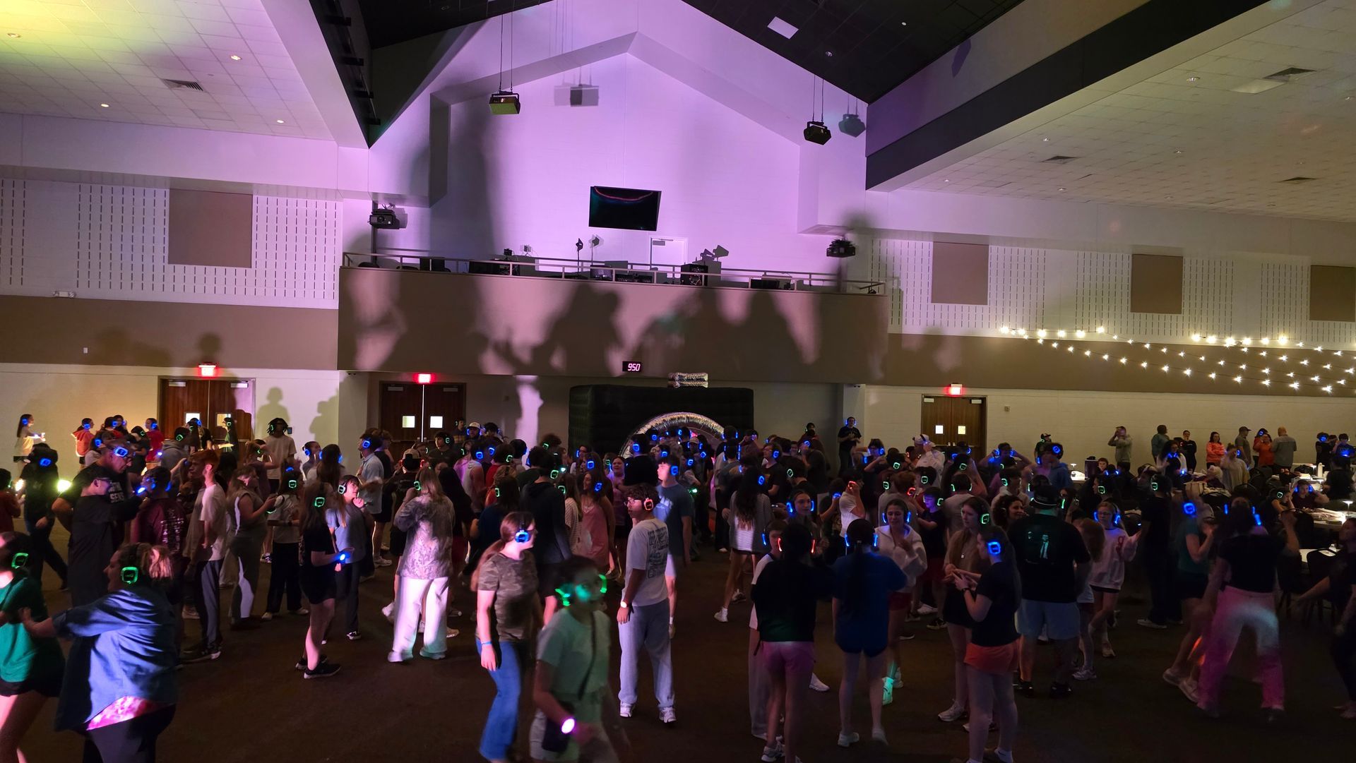 A large crowd of people in a Houston wedding.