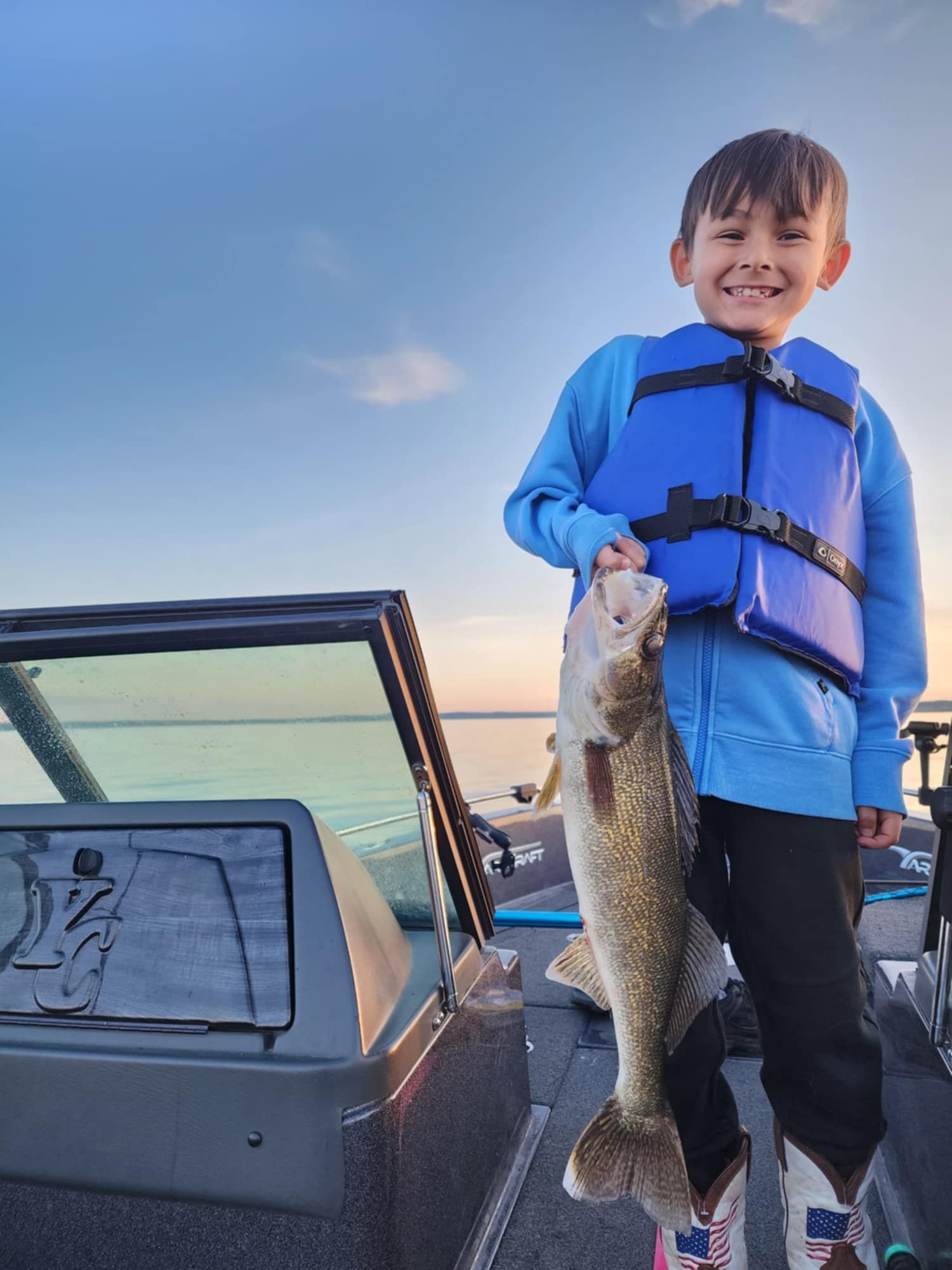 guided walleye trip ND