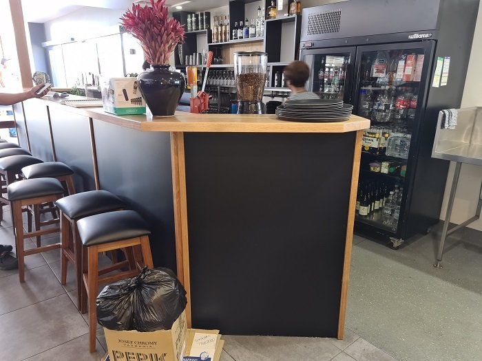 Tasmanian Oak bar commercial carpentry project