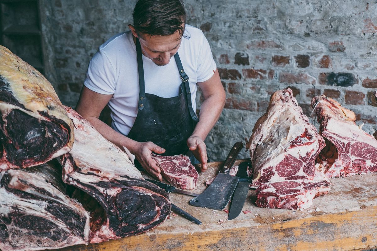 Carcasse restaurant gerechten op tafel