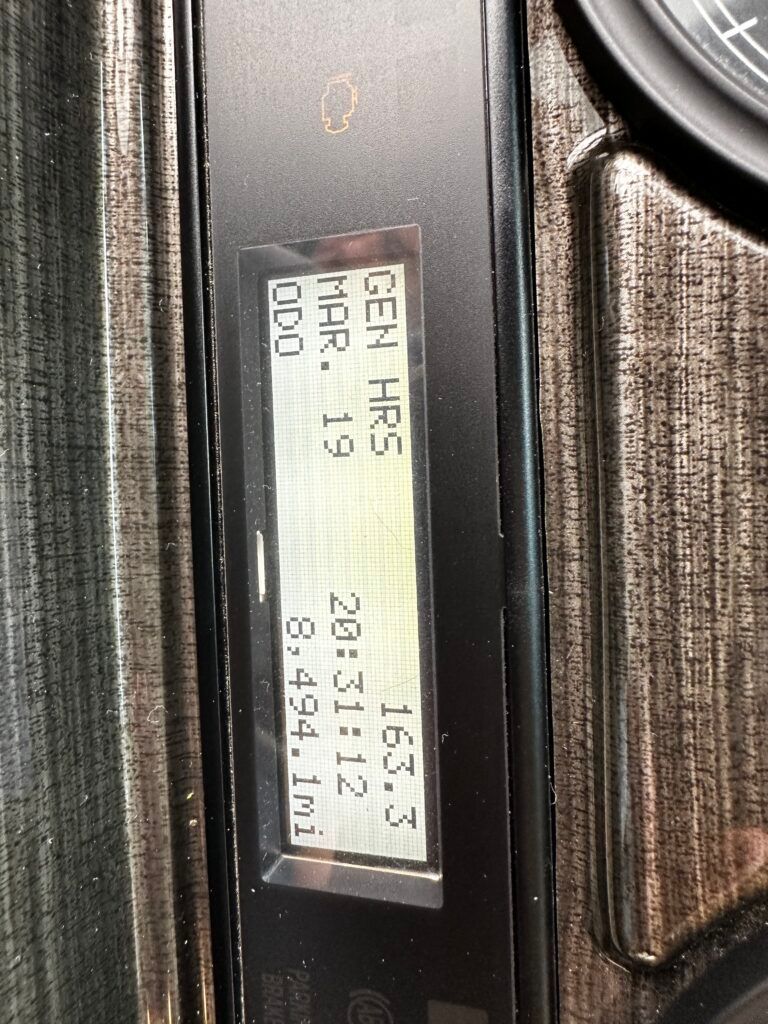 A close up of a device that says gen hrs on it