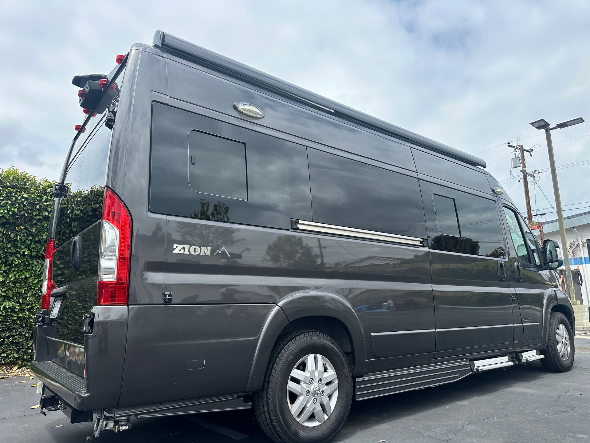 SOLD - 2020 ROADTREK ZION ECO PACKAGE - $89,950 - 11,021 MILES