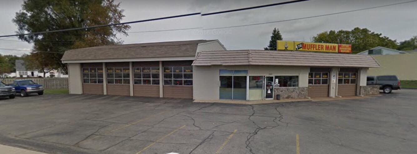 Muffler Man in Jackson Shop — Eastpointe, MI — Muffler Man