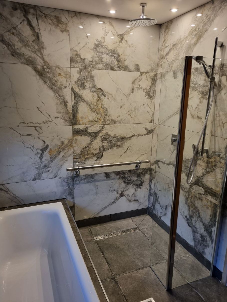 complex bathroom and wet room large tiles by buildjunky.com