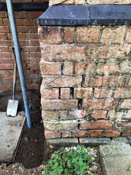 Dilapidated brickwork by buildjunky.com
