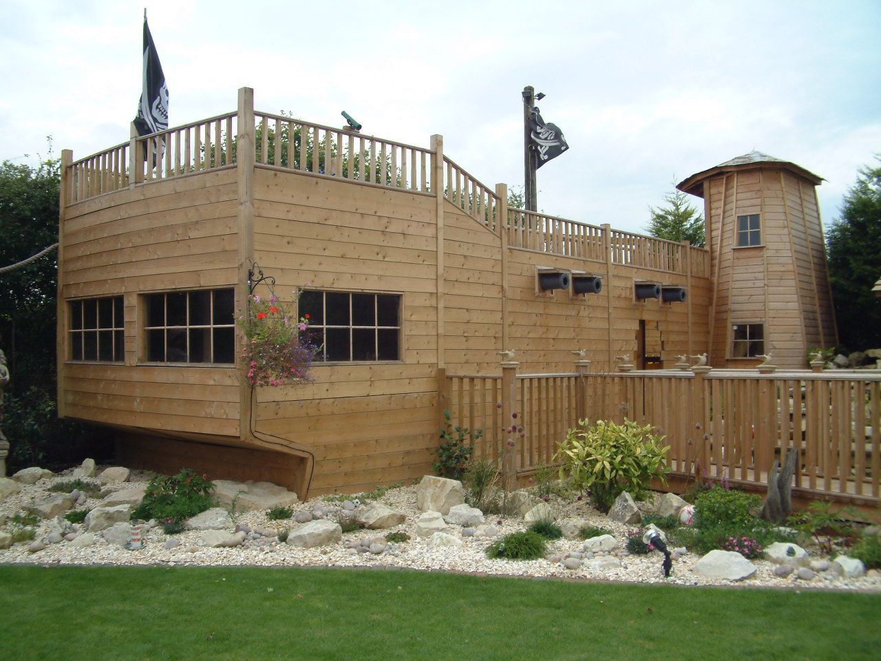 massive Play areas for kids domestic by buildjunky.com