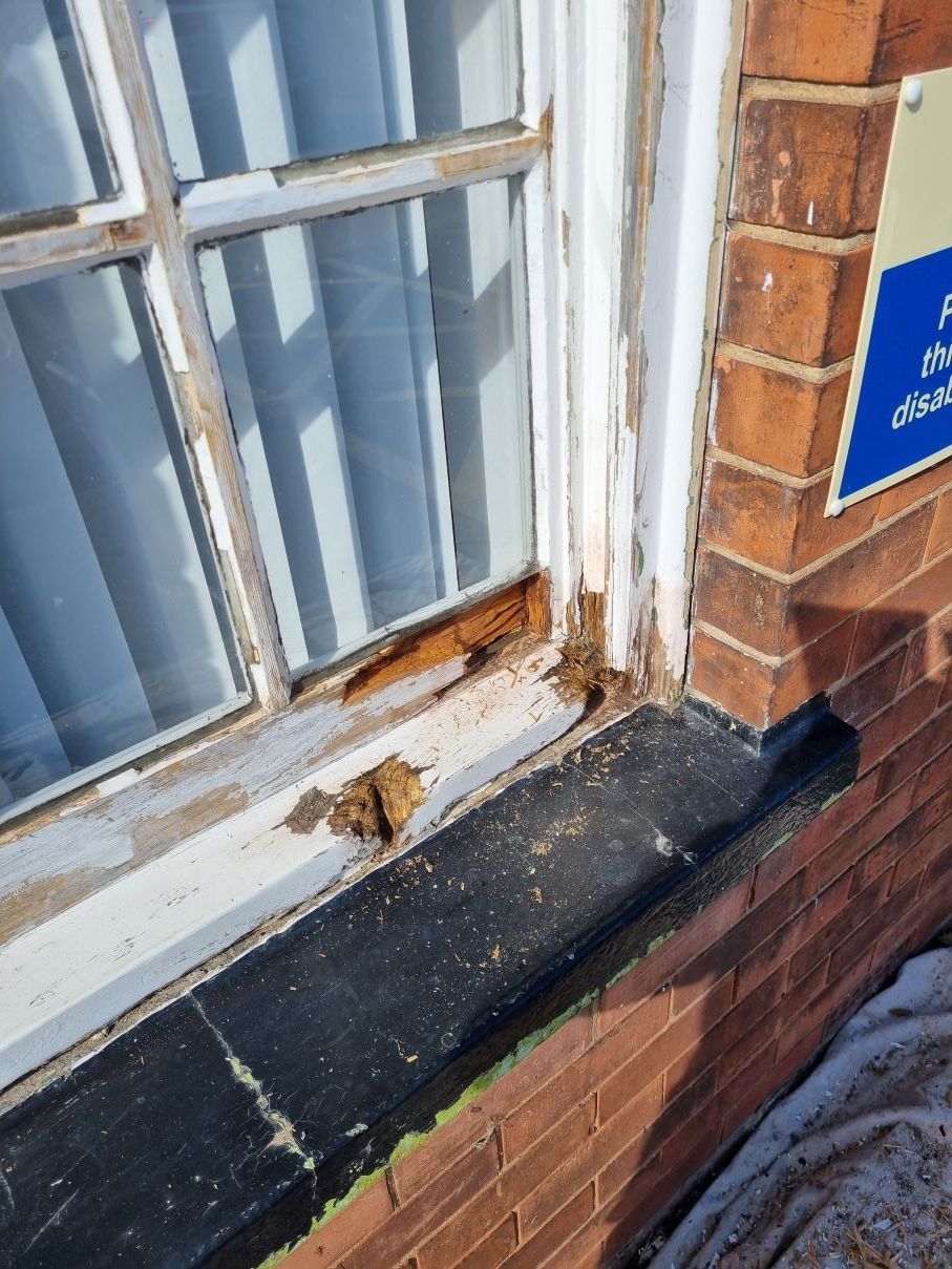 old rotten window refurbishment buildjunky.com