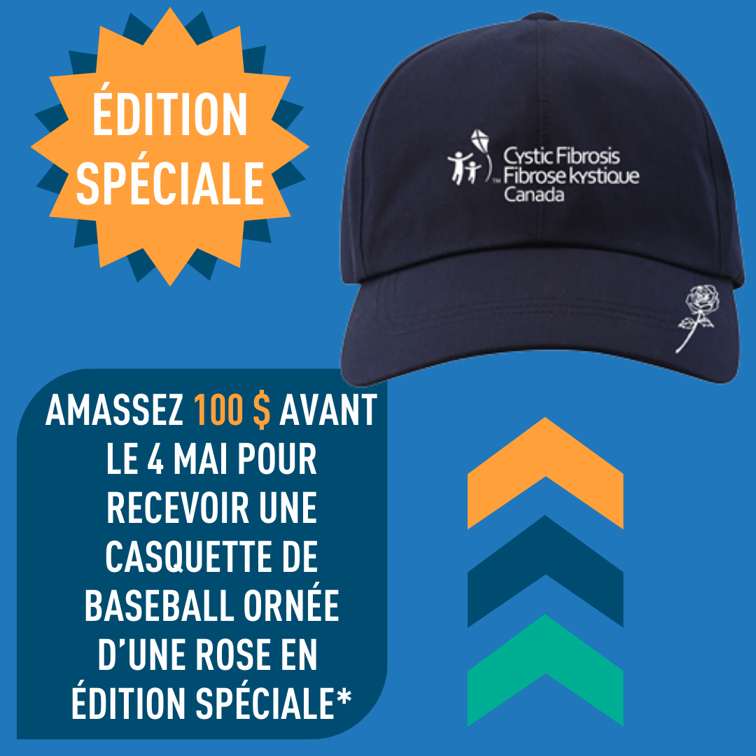 Casquette de baseball bleu foncé avec logo CF Canada et rose graphique sur le bord.