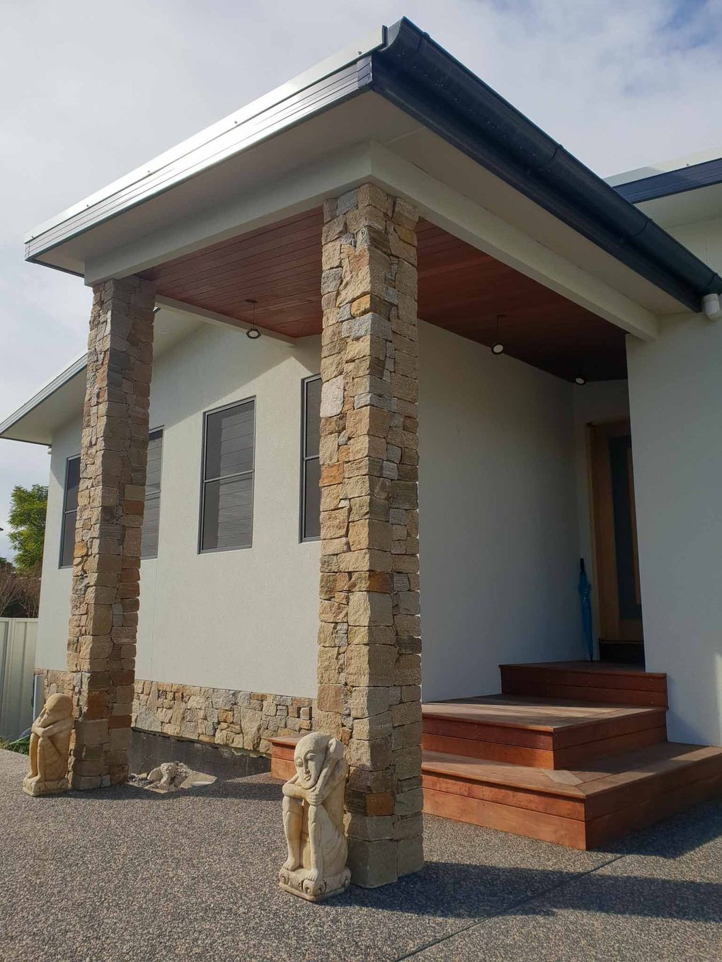 Evamill Construction custom-built entryway pergola