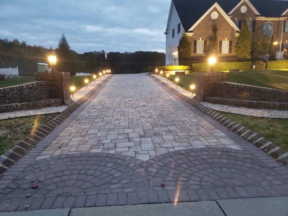 A Driveway with Lights — Freehold, NJ — New Jersey Pavers