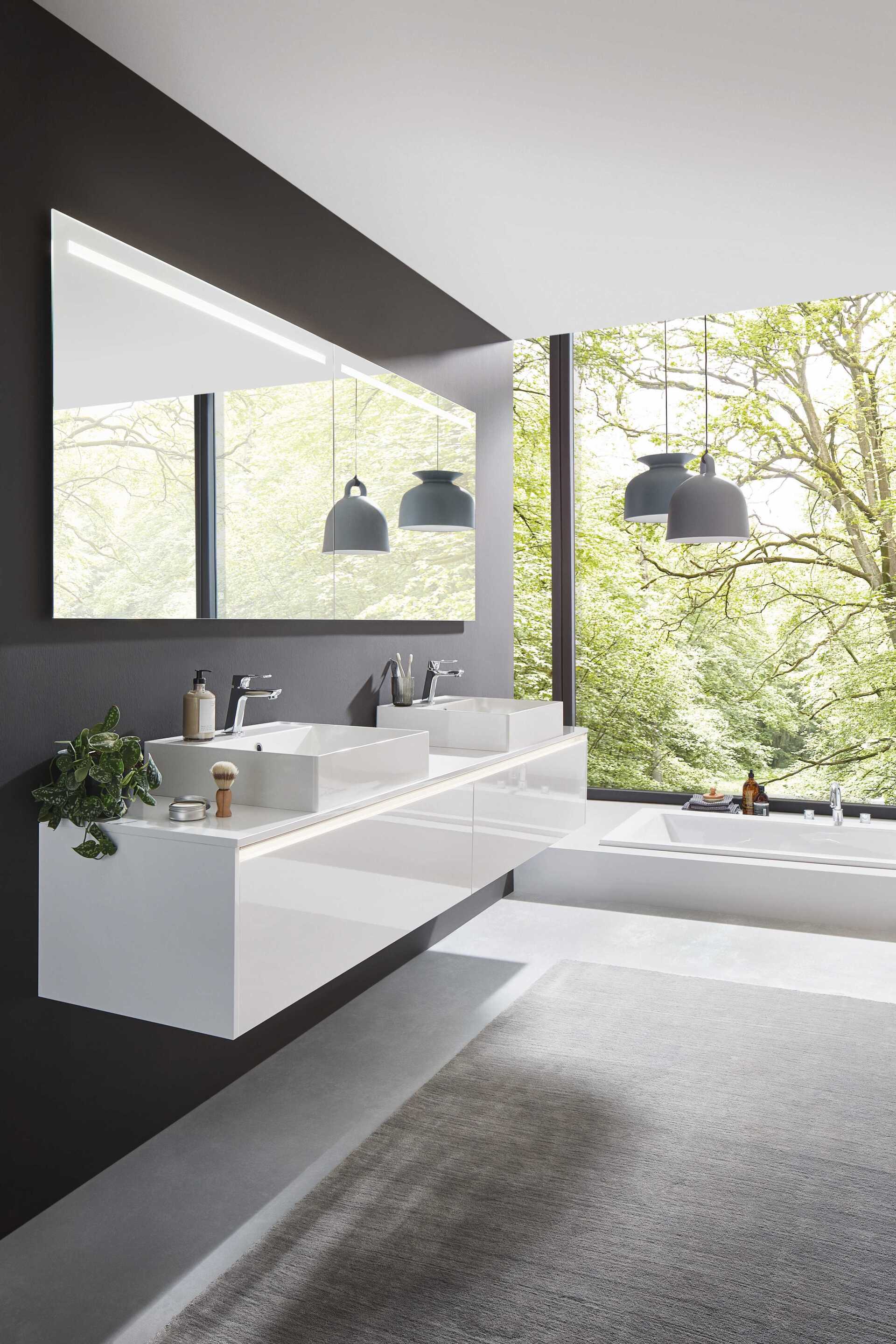 Leo Möbeldesign, Leistungen, Eigenheim