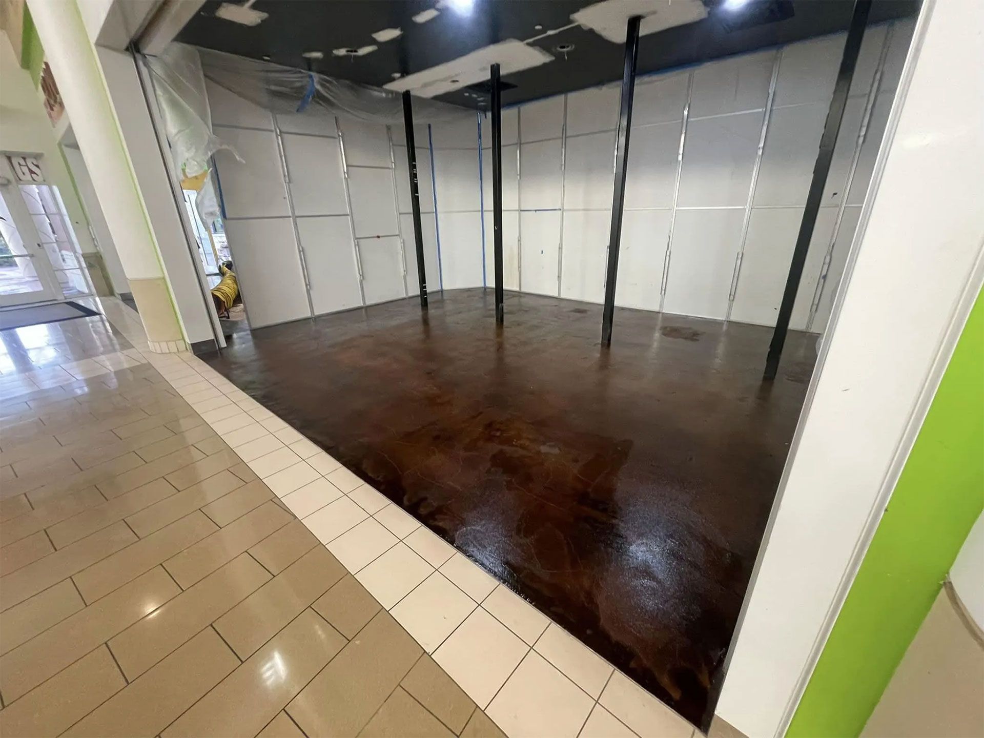 Transform Your Commercial Space with Commercial Epoxy Floors in Plant City, FL