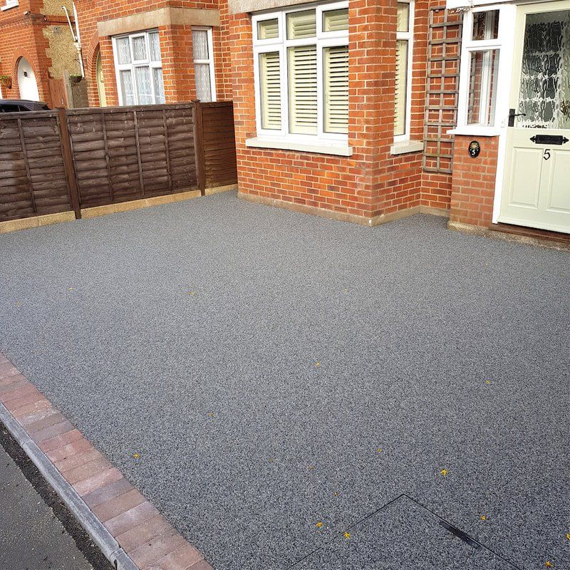 Driveways Rotherham grey resin bound front patio in Rotherham