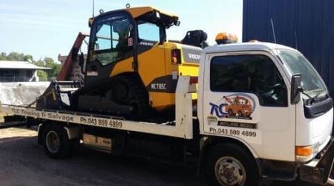 Excavator Towing — TLC Towing & Salvage in Coconut Grove, NT