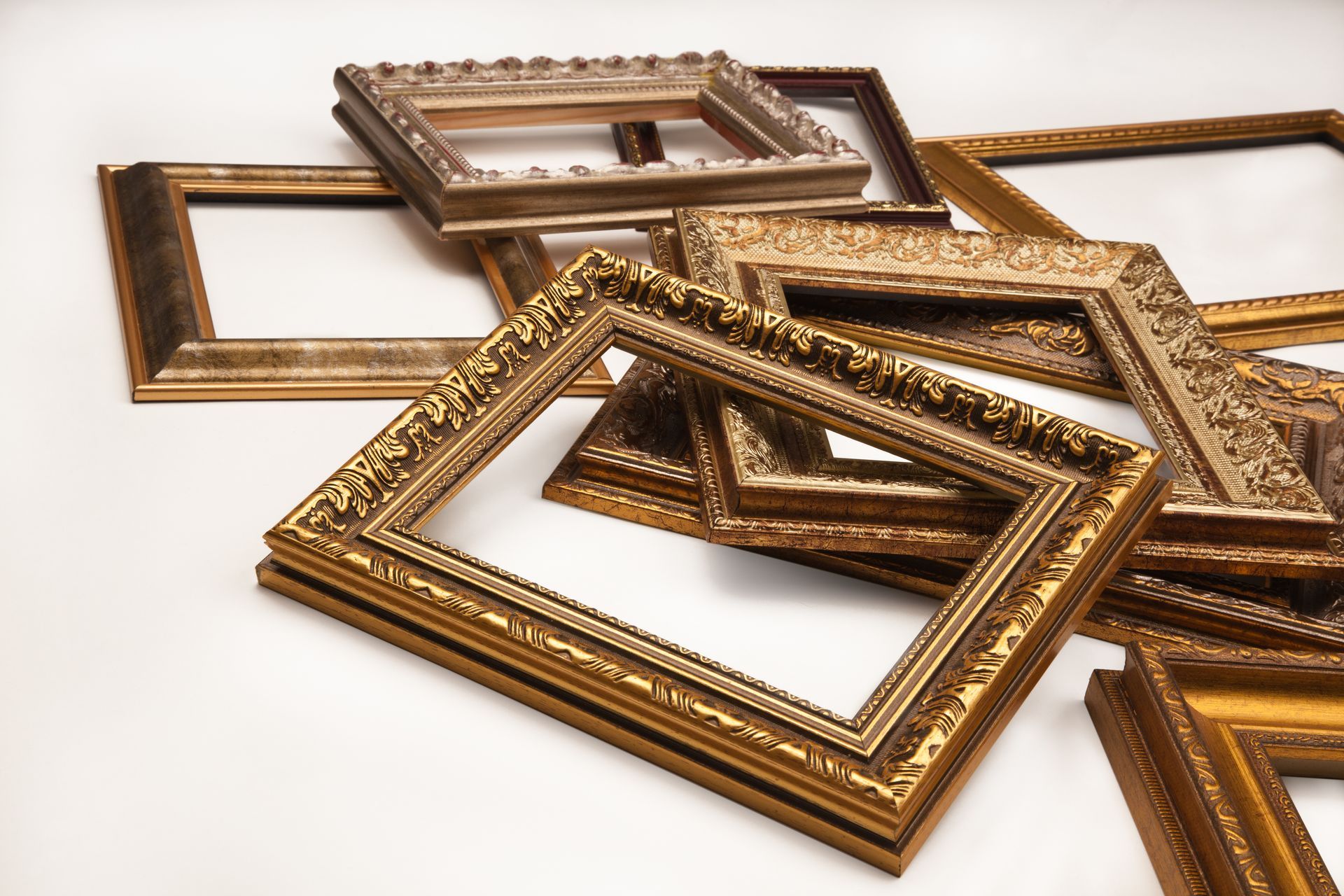 Frame and Art Restoration