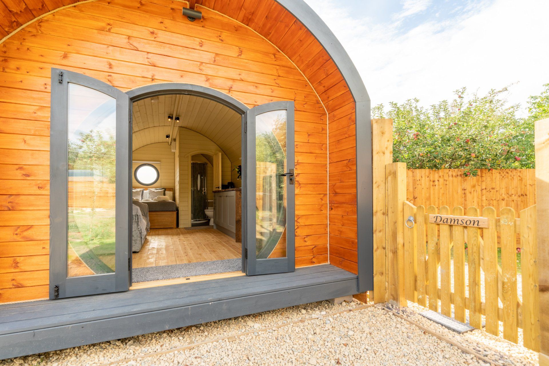Eco Pod Cabins and Luxury Glamping nr Cotswolds