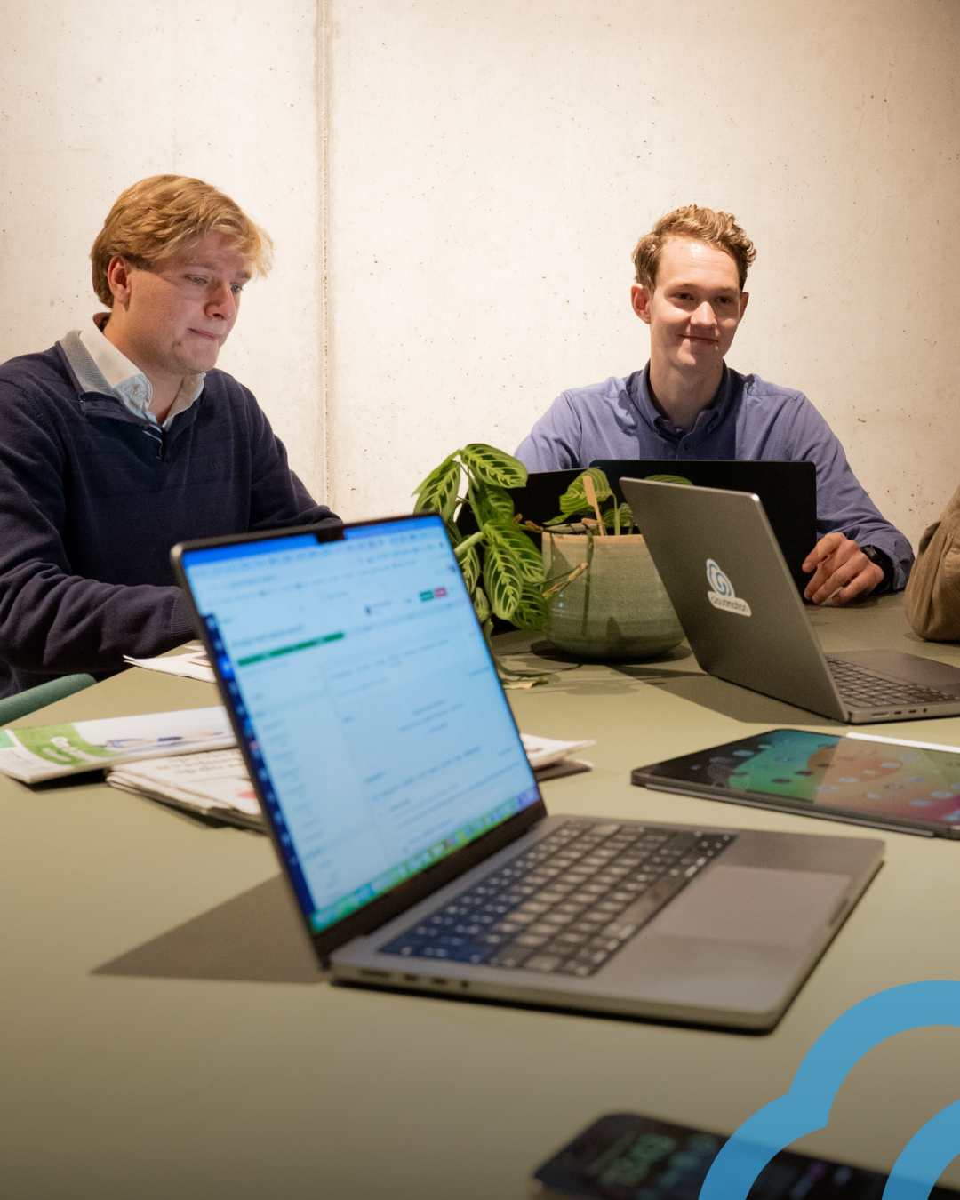 zendesk implementatie partner cloudmotion aan tafel