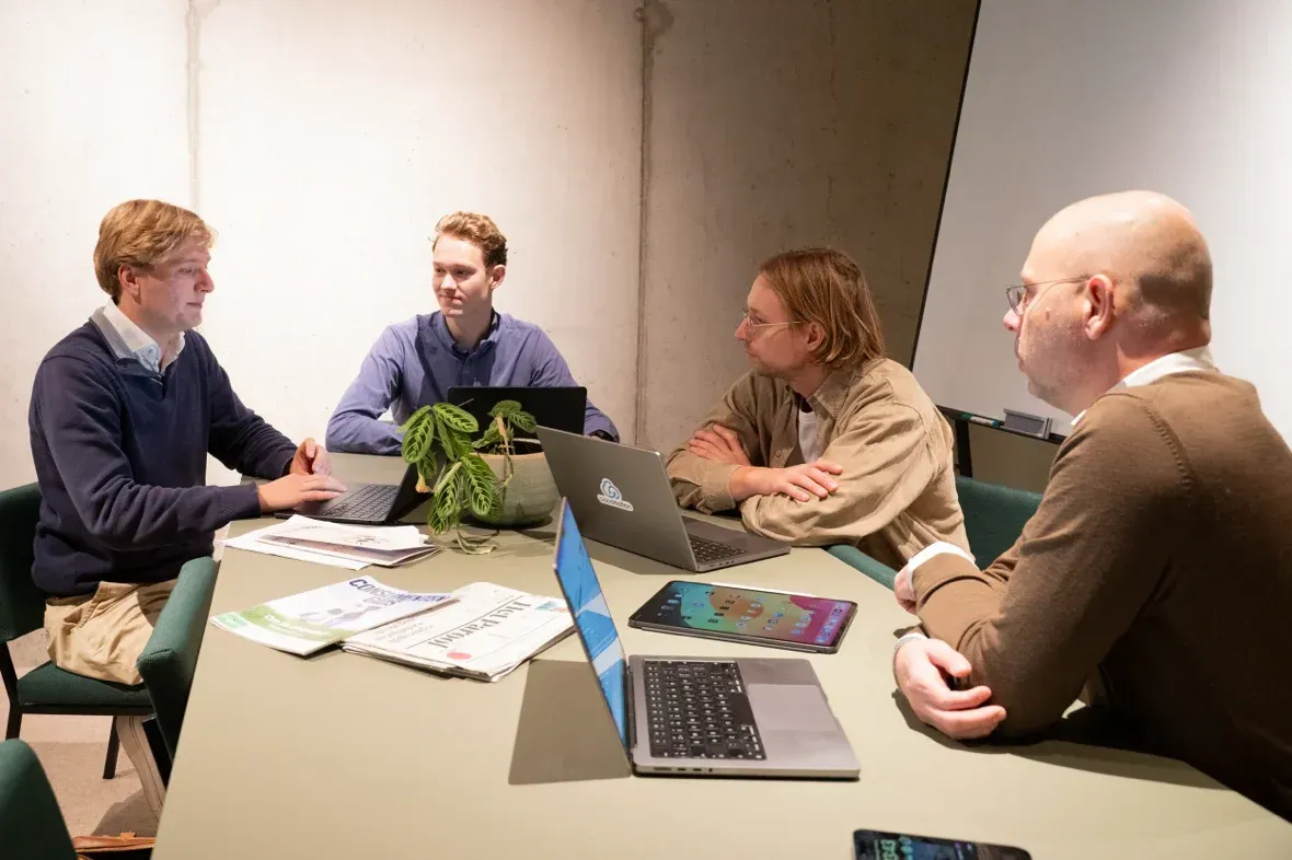 Employee service cloudmotion