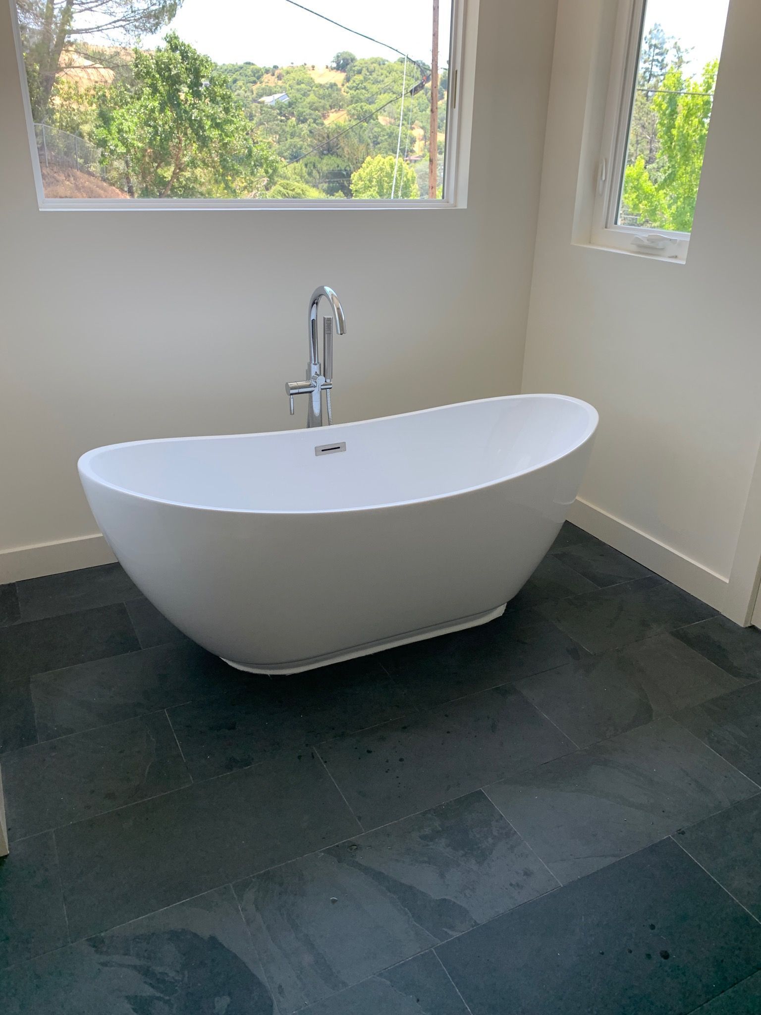 Bathtub