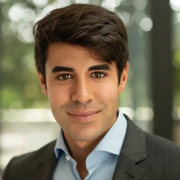 Attorney Alex Nahai Headshot