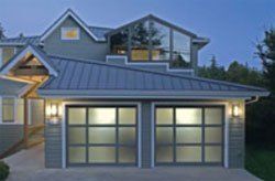 Raynor StyleView Garage Doors