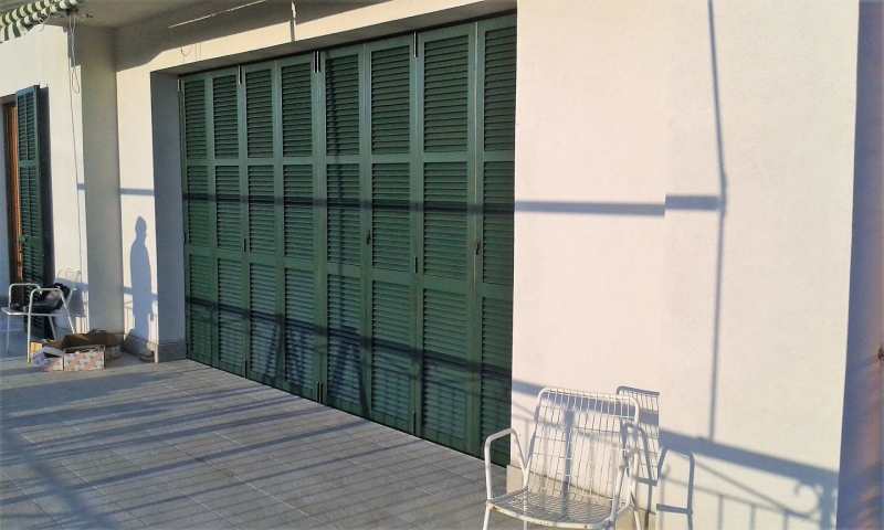 Persiana scorrevole a libro 8 ante