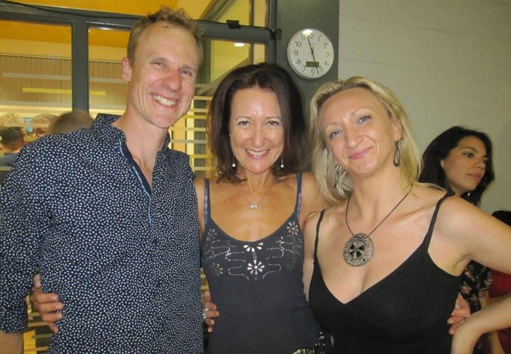 Photo making friends at a salsa night